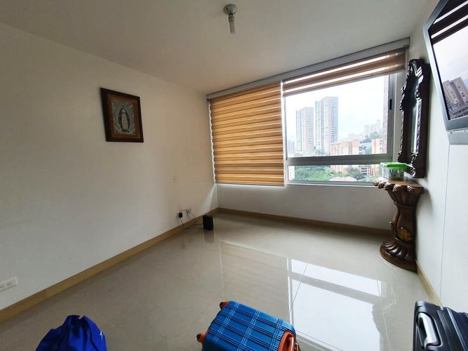 Apartamento de 3 alcobas en arriendo en El Poblado, Medellín, 125 m² · foto 9 de 12