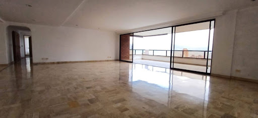 Apartamento en arriendo en Los Balsos, Medellín · foto 5 de 24