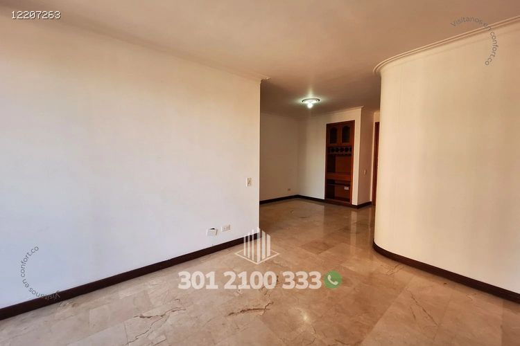 Apartamento de 3 alcobas en arriendo en Laureles, Medellín, 75 m² · foto 5 de 24