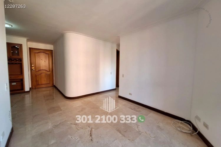 Apartamento de 3 alcobas en arriendo en Laureles, Medellín, 75 m² · foto 6 de 24