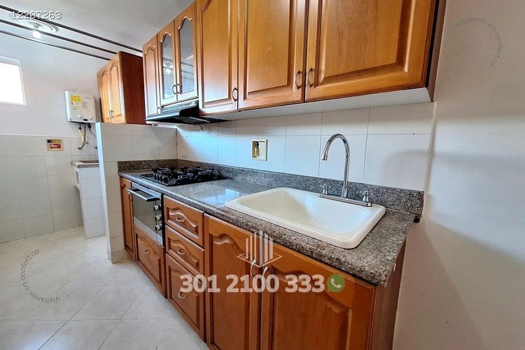 Apartamento de 3 alcobas en arriendo en Laureles, Medellín, 75 m² · foto 9 de 24
