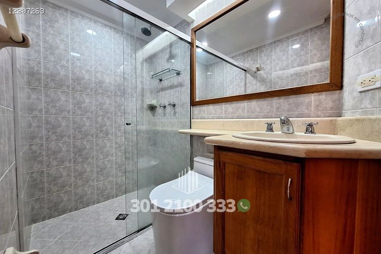 Apartamento de 3 alcobas en arriendo en Laureles, Medellín, 75 m² · foto 12 de 24