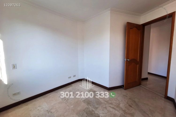 Apartamento de 3 alcobas en arriendo en Laureles, Medellín, 75 m² · foto 14 de 24