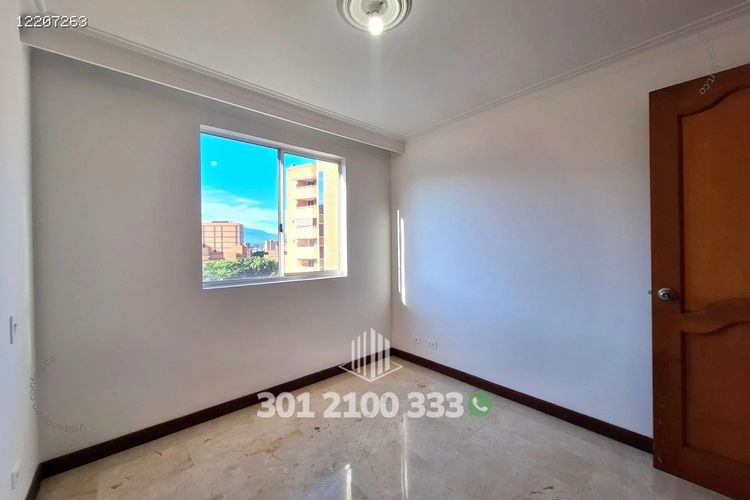 Apartamento de 3 alcobas en arriendo en Laureles, Medellín, 75 m² · foto 20 de 24