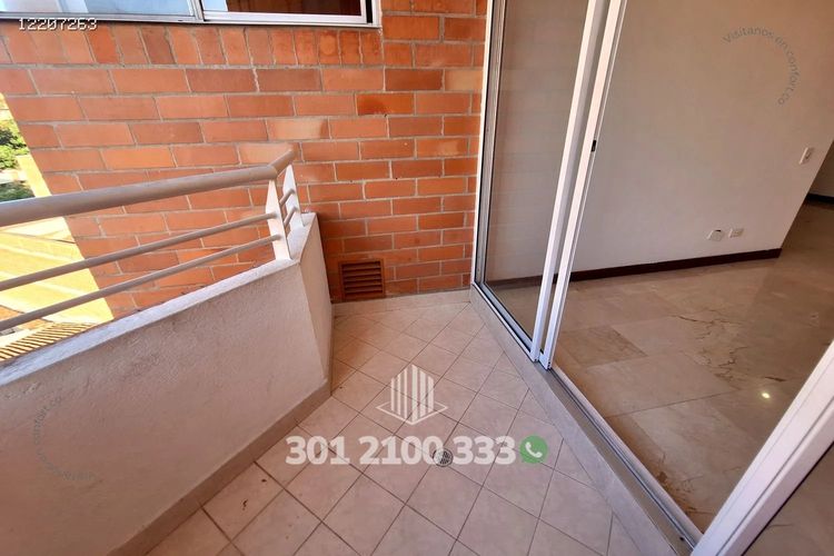 Apartamento de 3 alcobas en arriendo en Laureles, Medellín, 75 m² · foto 11 de 24
