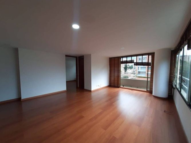 Apartamento de 1 alcoba en arriendo en Astorga, Medellín, 67 m² · foto 2 de 13