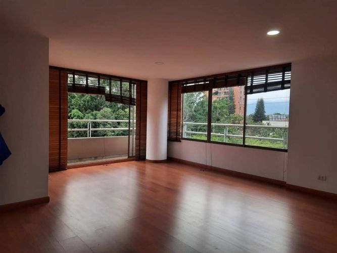 Apartamento de 1 alcoba en arriendo en Astorga, Medellín, 67 m² · foto 3 de 13