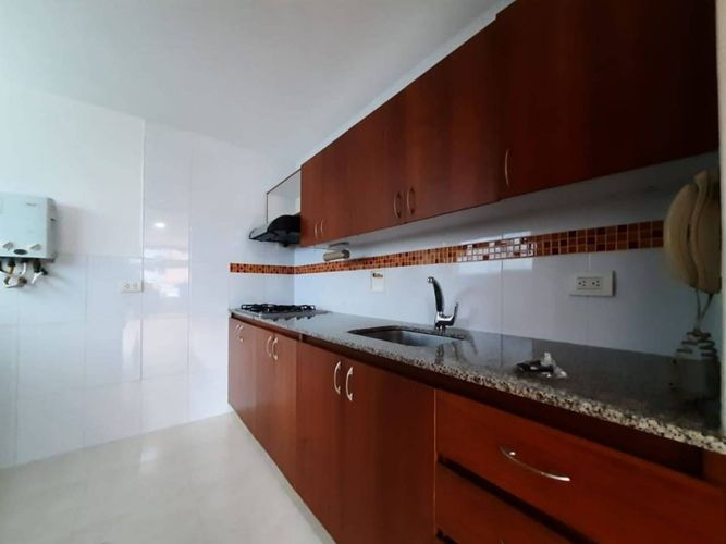 Apartamento de 1 alcoba en arriendo en Astorga, Medellín, 67 m² · foto 5 de 13