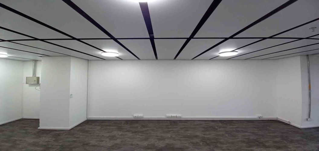 Oficina en arriendo en Avenida Santander, Manizales, 26 m² · foto 2 de 9