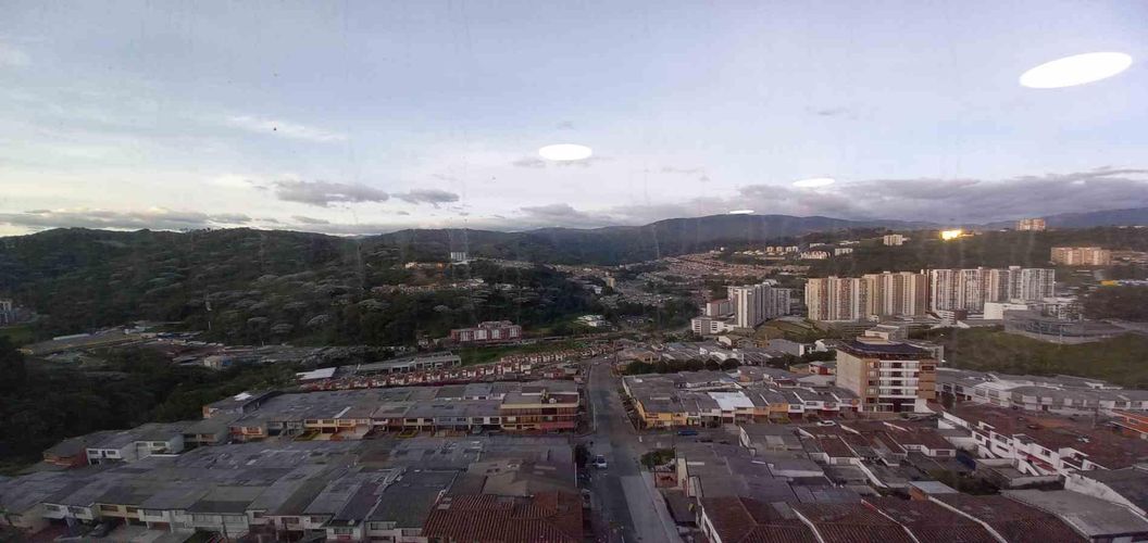 Oficina en arriendo en Avenida Santander, Manizales, 26 m² · foto 9 de 9
