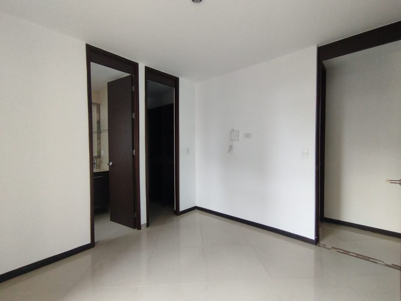 Apartamento en arriendo en El Poblado, Medellín · foto 6 de 18