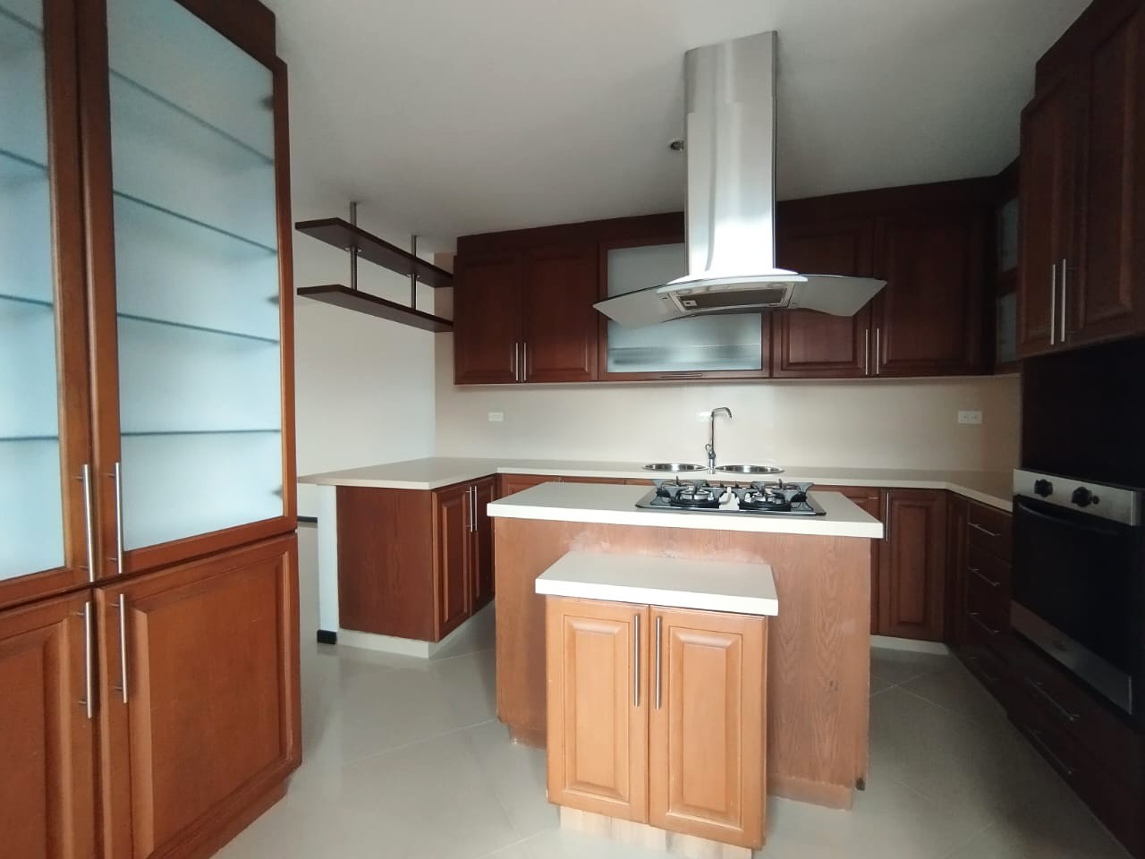 Apartamento en arriendo en El Poblado, Medellín · foto 11 de 18