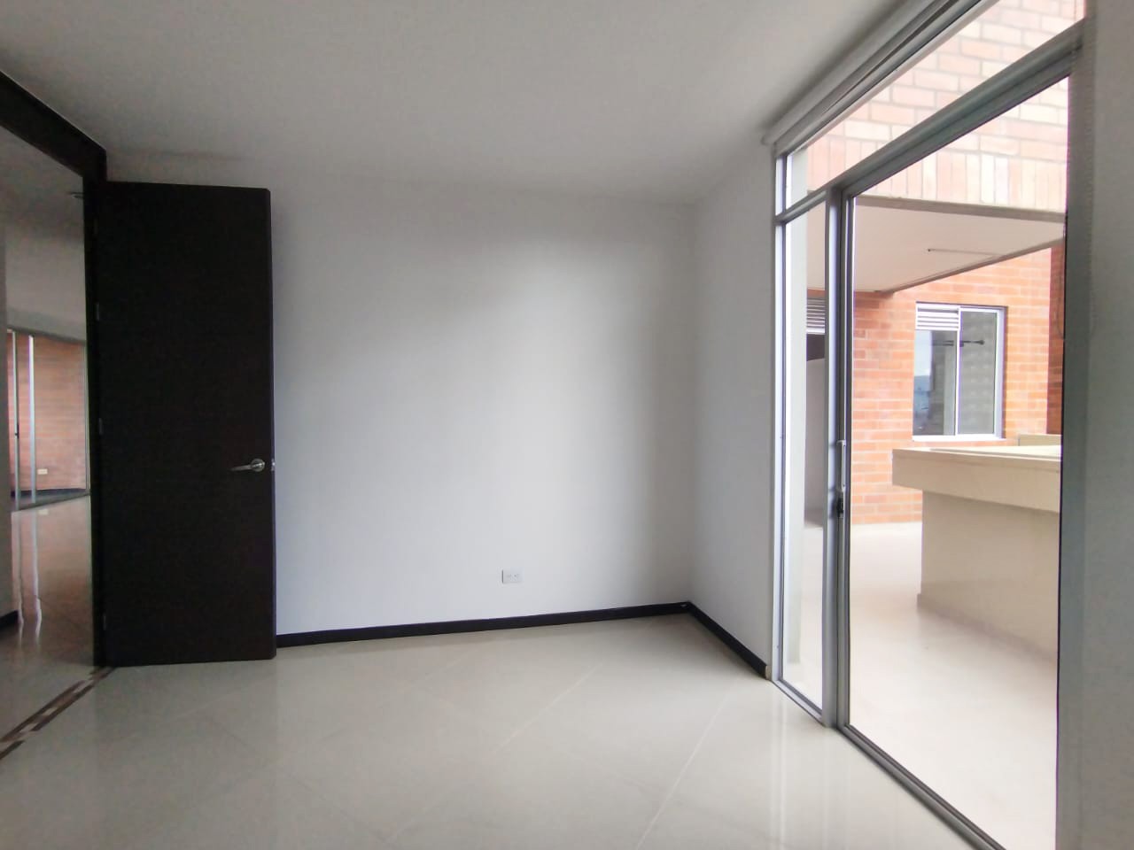 Apartamento en arriendo en El Poblado, Medellín · foto 7 de 18