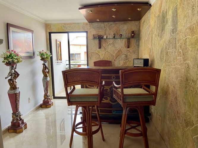 Apartamento de 4 alcobas en venta en Cabecera Del Llano, Bucaramanga, 251 m² · foto 15 de 24