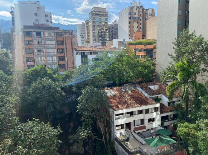 Apartamento de 4 alcobas en venta en Cabecera Del Llano, Bucaramanga, 251 m² · foto 22 de 24