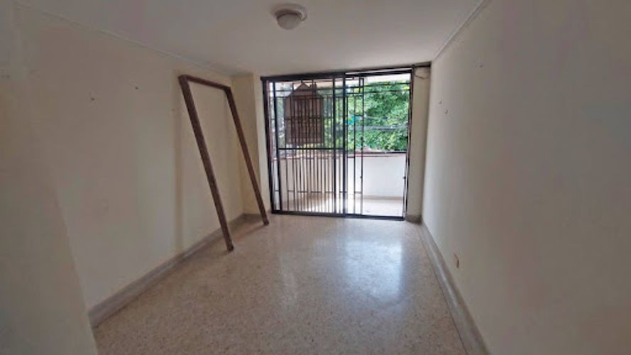 Apartamento de 3 alcobas en arriendo en Laureles, Medellín, 150 m² · foto 5 de 19
