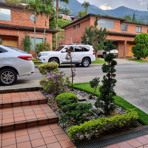 Casa de 5 alcobas en venta en El Poblado, Medellín, 685 m² · foto 21 de 24