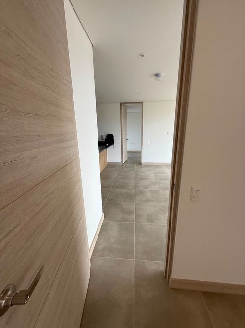 Apartamento de 2 alcobas en venta en El Poblado, Medellín, 87 m² · foto 13 de 20