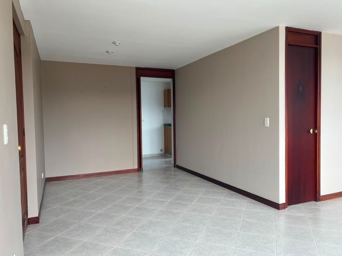 Apartamento de 2 alcobas en arriendo en El Poblado, Medellín, 95 m² · foto 3 de 15