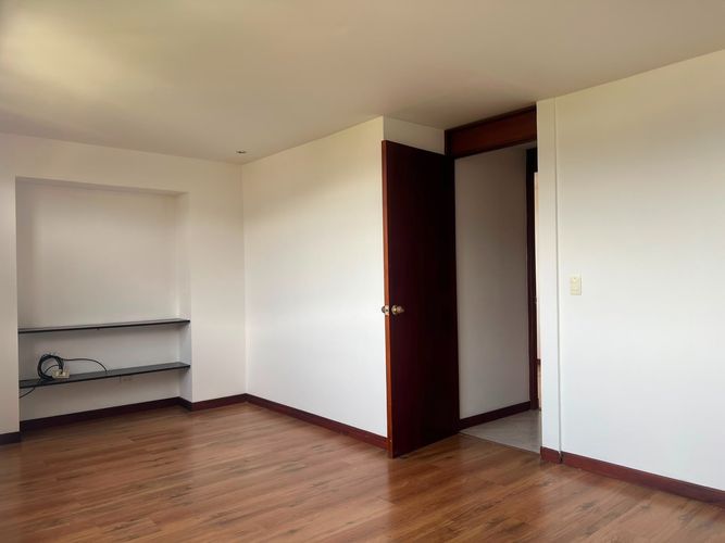 Apartamento de 2 alcobas en arriendo en El Poblado, Medellín, 95 m² · foto 7 de 15