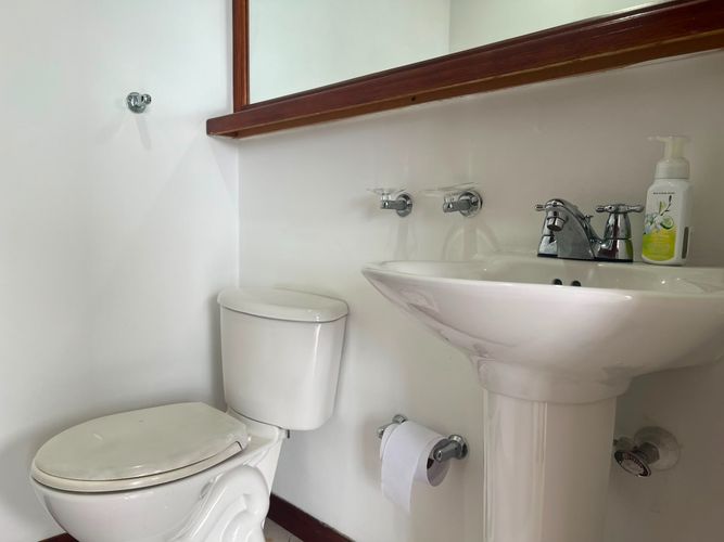 Apartamento de 2 alcobas en arriendo en El Poblado, Medellín, 95 m² · foto 9 de 15