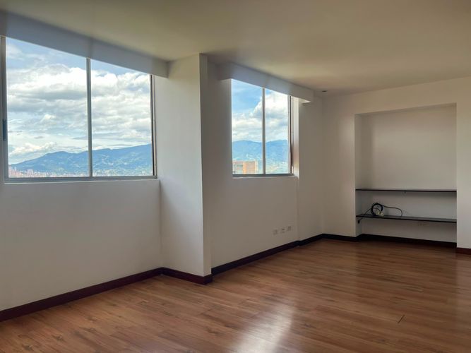 Apartamento de 2 alcobas en arriendo en El Poblado, Medellín, 95 m² · foto 10 de 15