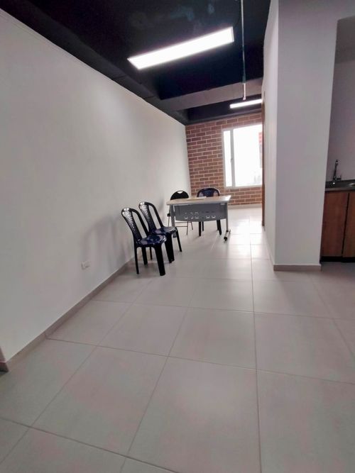 Oficina en venta en Villas Del Vallejuelo 1, Envigado, 34 m² · foto 12 de 13