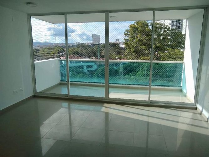 Apartamento de 3 alcobas en venta en Cañaveral, Bucaramanga, 91 m² · foto 3 de 24