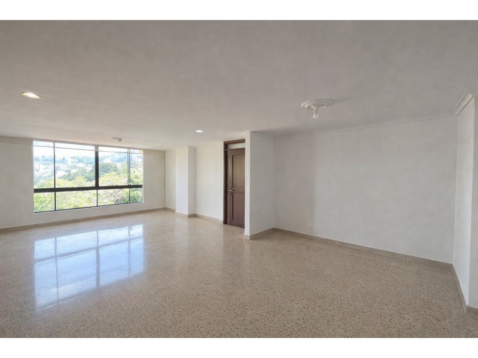 Apartamento en venta en El Poblado, Medellín 2