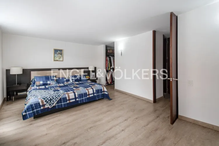 Apartamento en venta en Santa Barbara, Bogotá · foto 11 de 18
