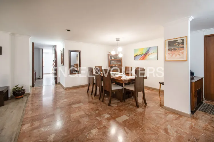 Apartamento en venta en Santa Barbara, Bogotá · foto 5 de 18