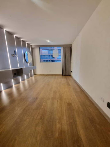 Apartamento en arriendo en Ciudad Del Río, Medellín · foto 8 de 12
