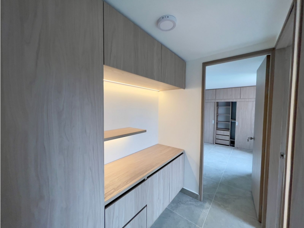 Apartamento en venta en Loma de los bernal, Medellín 3