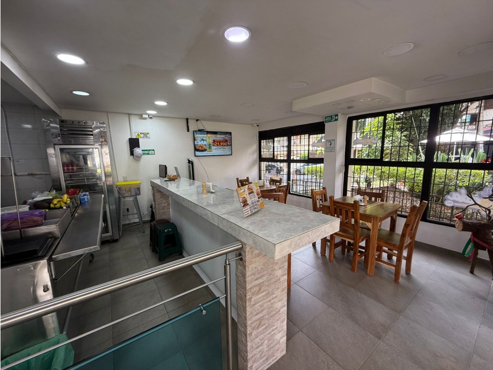 Local comercial en venta en Calasanz, Medellín 2