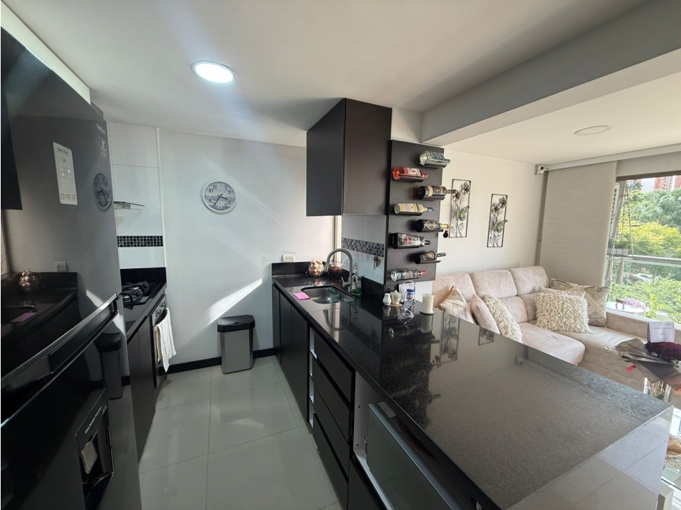 Apartamento en venta en Loma de los bernal, Medellín 5