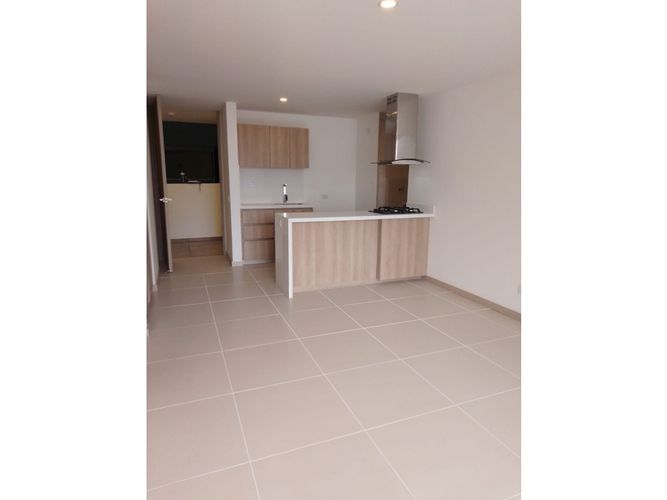 Apartaestudio en venta en Ciudad Del Río, Medellín, 55 m² · foto 2 de 15