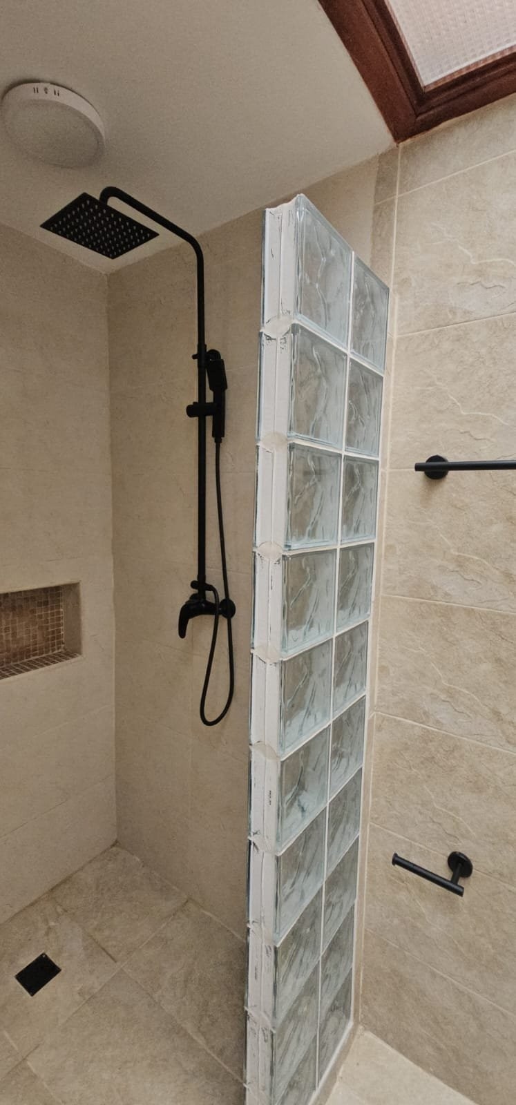 Casa en venta en Normandia, Bogotá · foto 3 de 24