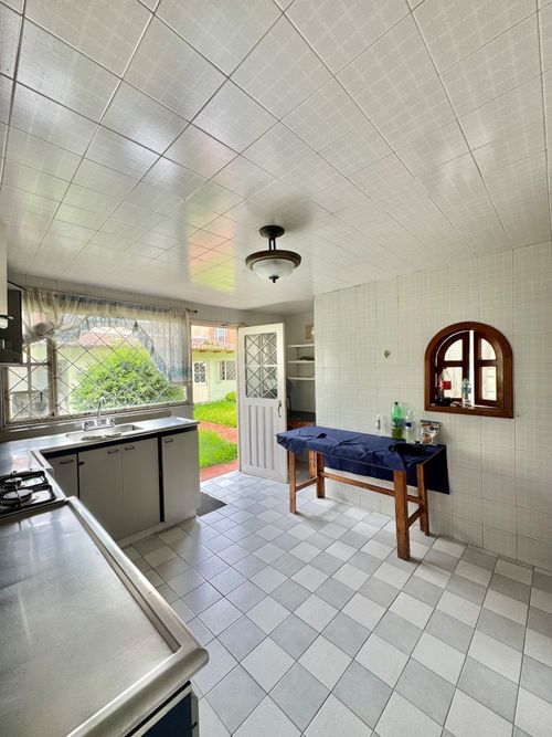 Casa de 7 alcobas en venta en Laura Vicuña, Chía, 300 m² · foto 22 de 24