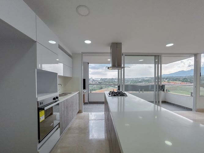 Apartamento de 3 alcobas en venta en Ciudad Jardin, Cali, 147 m² · foto 8 de 23