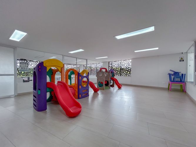 Apartamento de 3 alcobas en venta en Ciudad Jardin, Cali, 147 m² · foto 21 de 23