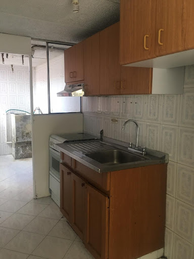 Apartamento en venta en Villas De Granada, Bogotá · foto 4 de 17
