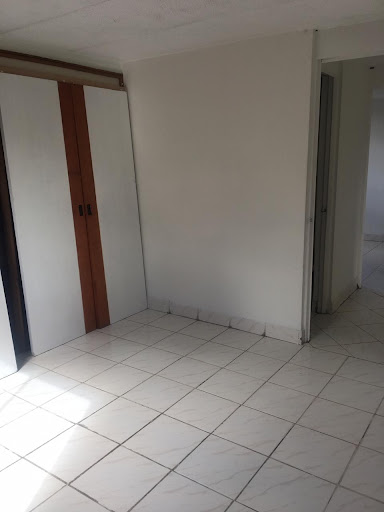 Apartamento en venta en Villas De Granada, Bogotá · foto 9 de 17