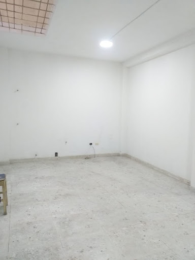 Casa en venta en Engativa Centro, Bogotá · foto 2 de 14