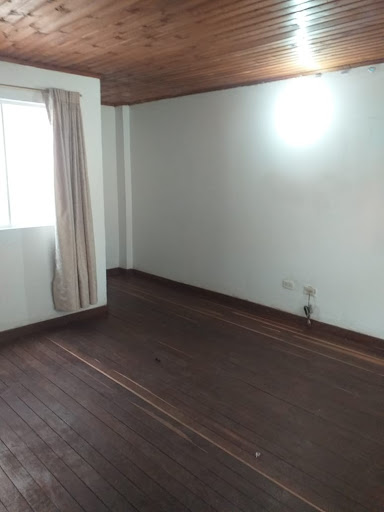 Casa en venta en Engativa Centro, Bogotá · foto 8 de 14