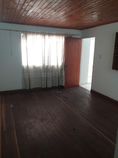 Casa en venta en Engativa Centro, Bogotá · foto 9 de 14