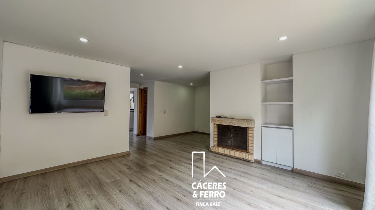 Casa en venta en Colina Campestre, Bogotá · foto 3 de 22