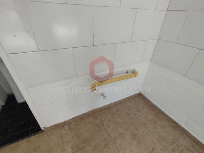 Local en arriendo en Milan - Vallejuelos, Envigado, 17 m² · foto 4 de 6
