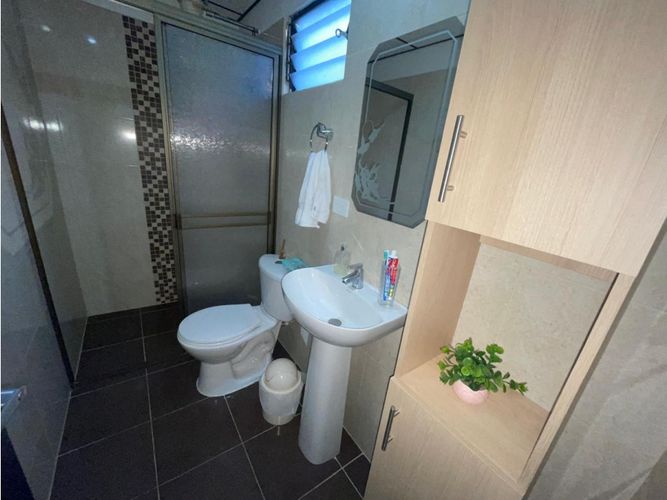 Casa de 3 alcobas en venta en Niagara, Armenia, 100 m² · foto 9 de 14