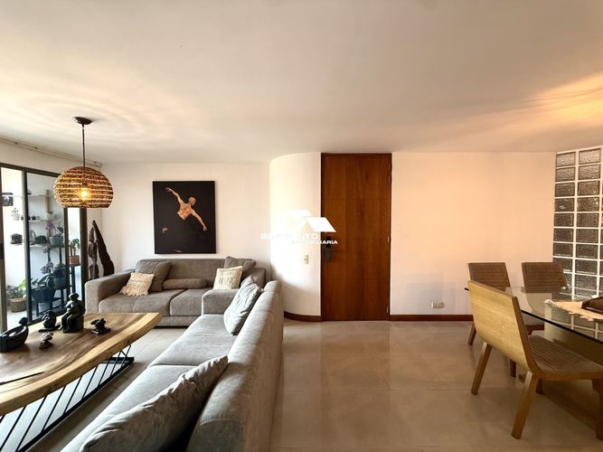 Apartamento de 3 alcobas en venta en El Campestre, Medellín, 154 m² · foto 3 de 24