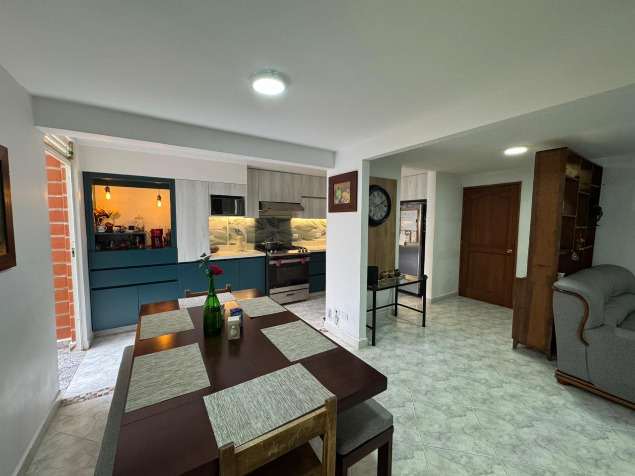 Apartamento en venta en El Poblado, Envigado 4